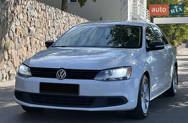 Седан Volkswagen Jetta 2012 в Кропивницком