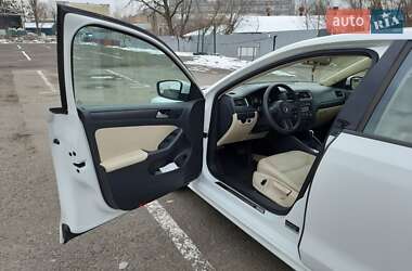 Седан Volkswagen Jetta 2014 в Києві