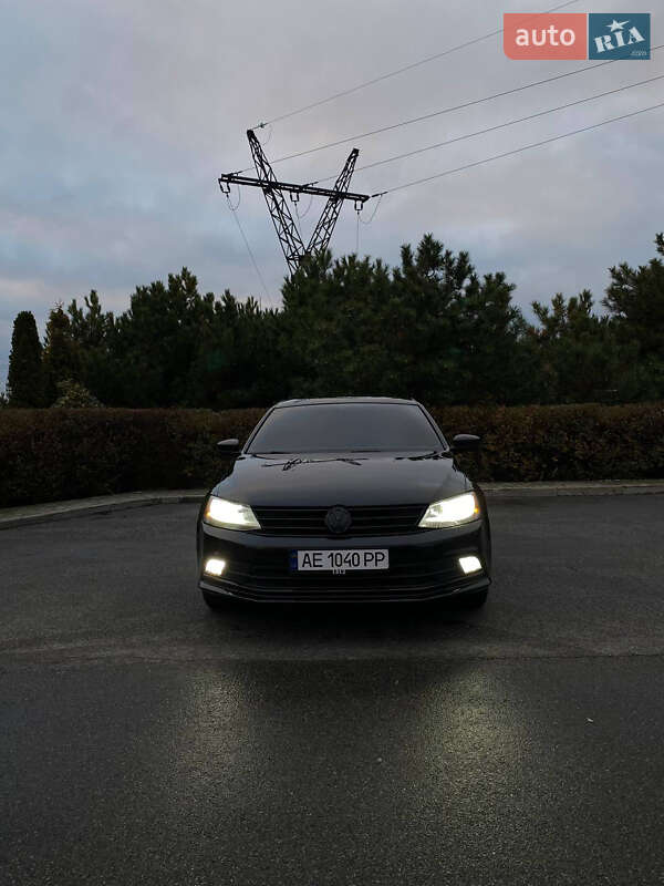 Volkswagen Jetta 2016