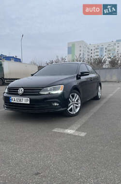 Седан Volkswagen Jetta 2015 в Харкові