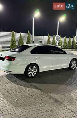 Volkswagen Jetta 2016