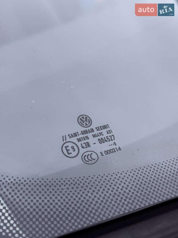 Седан Volkswagen Jetta 2009 в Лубнах
