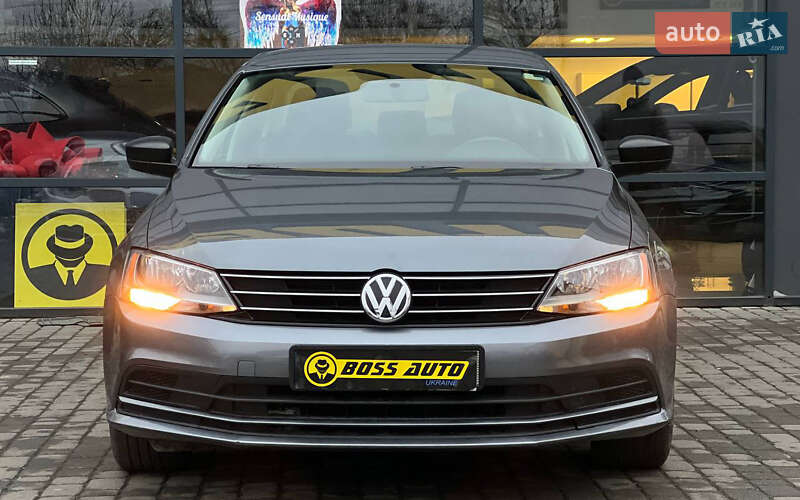 Седан Volkswagen Jetta 2015 в Ивано-Франковске