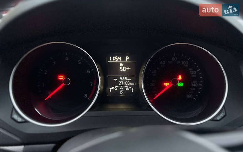 Седан Volkswagen Jetta 2015 в Ивано-Франковске