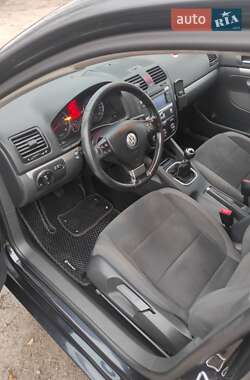 Седан Volkswagen Jetta 2008 в Павлограде