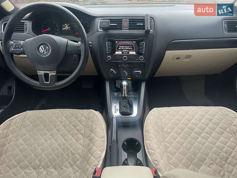 Седан Volkswagen Jetta 2011 в Бахмаче
