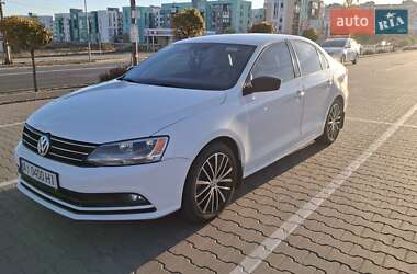 Седан Volkswagen Jetta 2015 в Святопетрівське