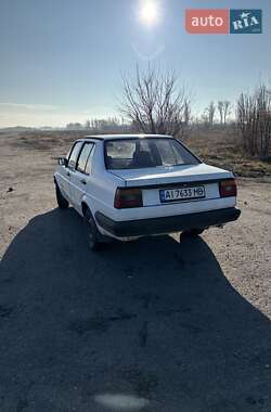 Седан Volkswagen Jetta 1986 в Володарке