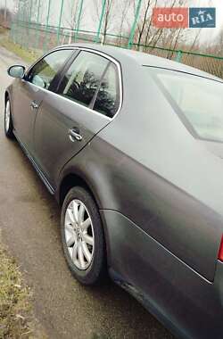 Седан Volkswagen Jetta 2006 в 
