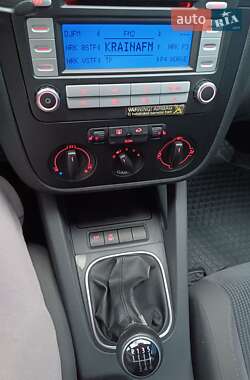 Седан Volkswagen Jetta 2006 в 
