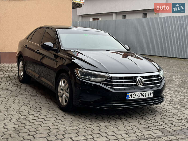 Седан Volkswagen Jetta 2019 в Ужгороді фото 14 Седан Volkswagen Jetta 2019 в Ужгороді