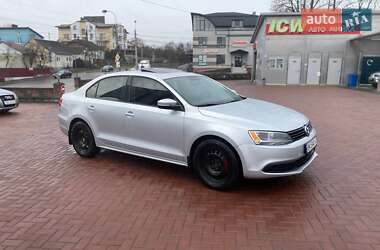 Седан Volkswagen Jetta 2012 в Рівному