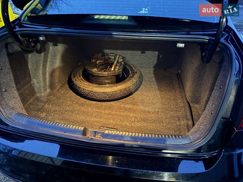 Седан Volkswagen Jetta 2015 в Сновську