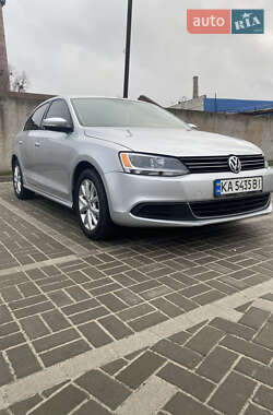 Седан Volkswagen Jetta 2014 в Києві