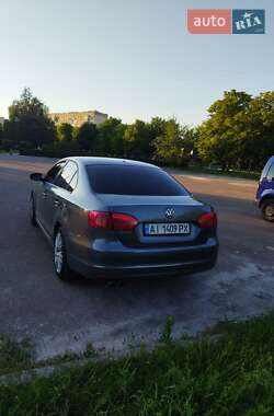 Седан Volkswagen Jetta 2012 в Броварах