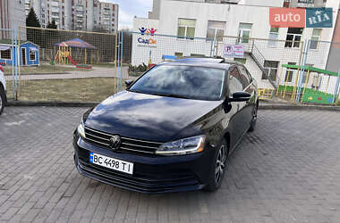 Седан Volkswagen Jetta 2017 в Львові