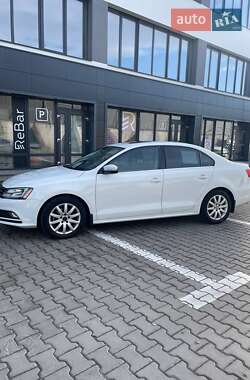 Седан Volkswagen Jetta 2015 в Ивано-Франковске