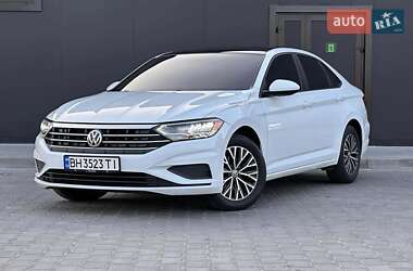 Седан Volkswagen Jetta 2018 в Черкасах