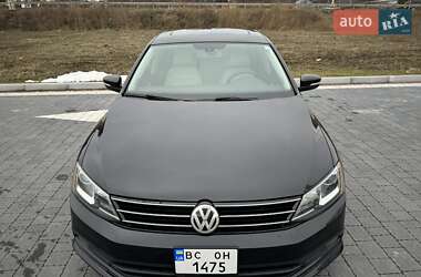 Седан Volkswagen Jetta 2016 в Львові