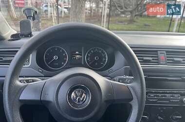 Седан Volkswagen Jetta 2013 в Одесі