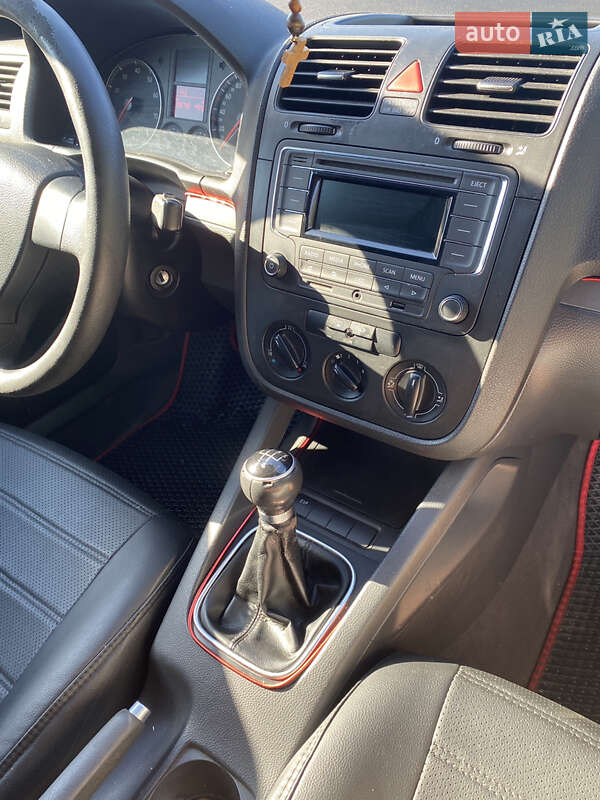 Volkswagen Jetta 2005