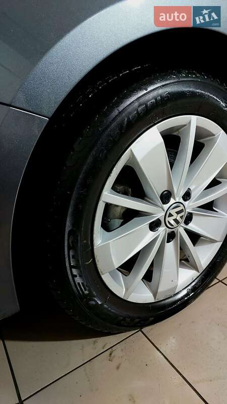 Седан Volkswagen Jetta 2015 в Бородянці