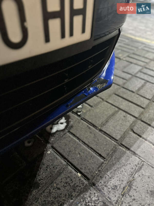 Седан Volkswagen Jetta 2014 в Києві