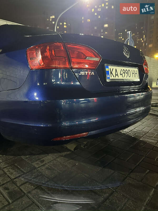 Седан Volkswagen Jetta 2014 в Києві