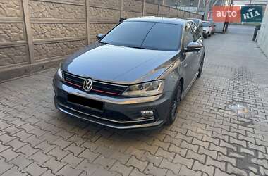 Седан Volkswagen Jetta 2017 в Одесі