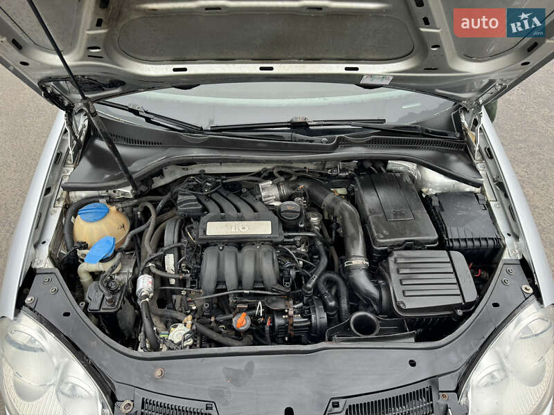 Седан Volkswagen Jetta 2007 в Днепре