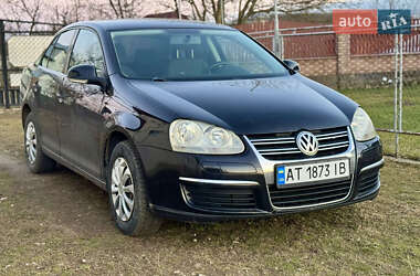 Седан Volkswagen Jetta 2006 в Надворной