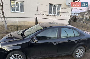 Седан Volkswagen Jetta 2006 в Надвірній