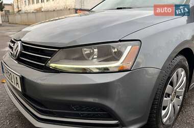 Седан Volkswagen Jetta 2016 в Полтаве