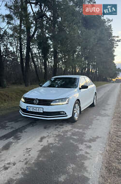 Седан Volkswagen Jetta 2014 в Луцьку