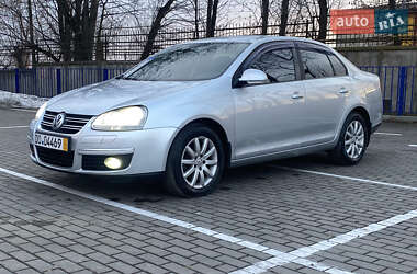 Седан Volkswagen Jetta 2008 в Тернополі