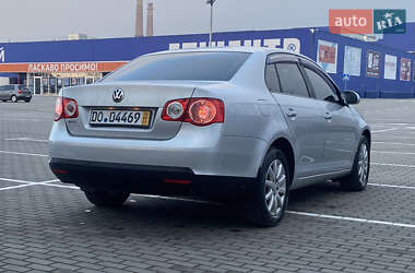 Седан Volkswagen Jetta 2008 в Тернополі