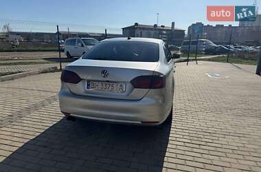 Седан Volkswagen Jetta 2013 в Одессе