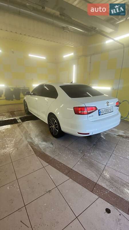 Volkswagen Jetta 2015