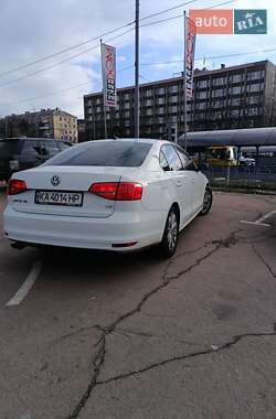 Седан Volkswagen Jetta 2014 в Києві