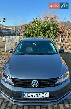 Седан Volkswagen Jetta 2015 в 