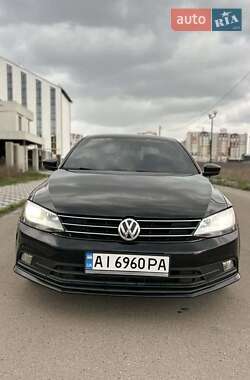 Седан Volkswagen Jetta 2014 в Львові