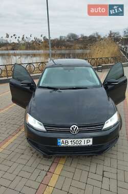 Седан Volkswagen Jetta 2013 в Вінниці