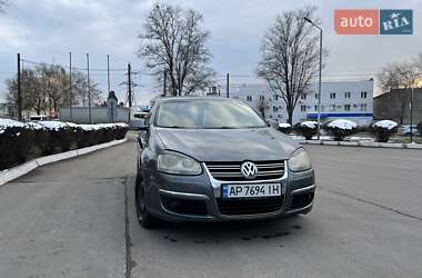 Седан Volkswagen Jetta 2005 в Запорожье