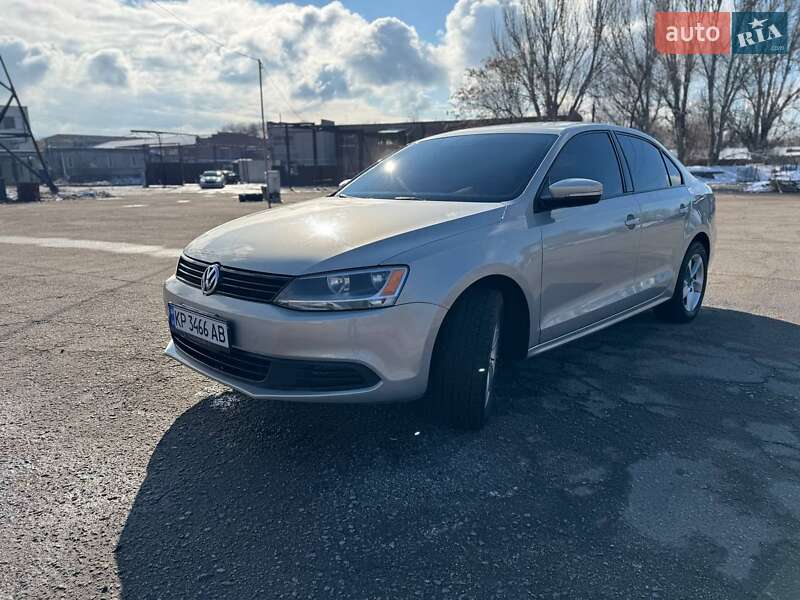 Седан Volkswagen Jetta 2011 в Запорожье