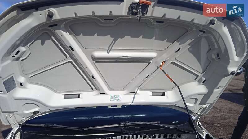 Седан Volkswagen Jetta 2012 в Кропивницькому