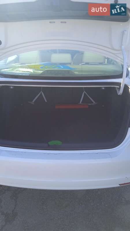 Седан Volkswagen Jetta 2012 в Кропивницькому