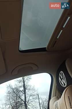 Седан Volkswagen Jetta 2012 в 