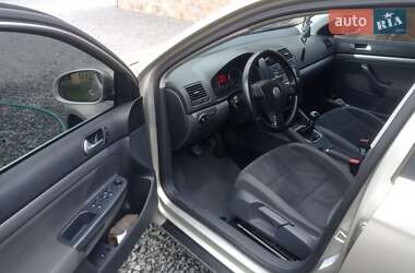 Седан Volkswagen Jetta 2007 в Рокитном