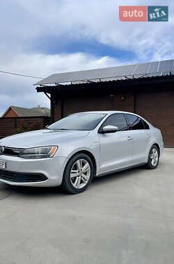 Седан Volkswagen Jetta 2013 в Черновцах