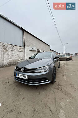 Седан Volkswagen Jetta 2015 в Києві